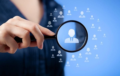 “黄昏恋”送“三金”分手后索要遭拒