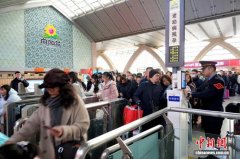 宁夏迎来春节假期铁路返程客流高峰